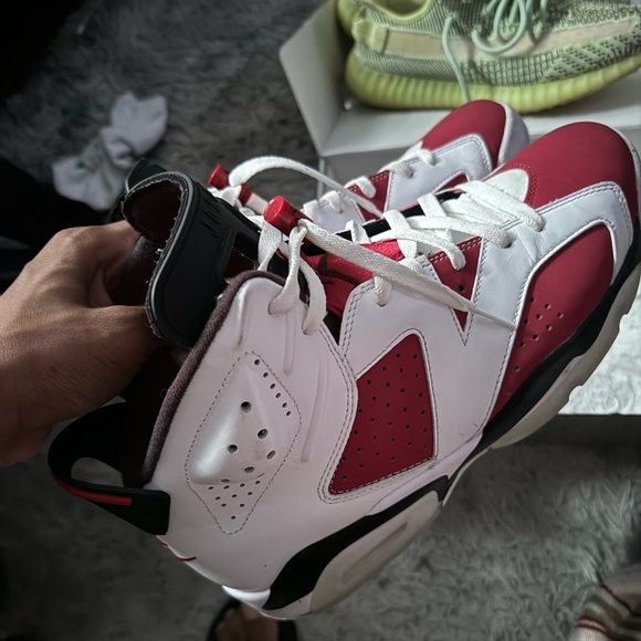 Air Jordan retro 6 Carmine main image 4